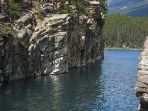 Horseshoe Lake - Explore Jasper